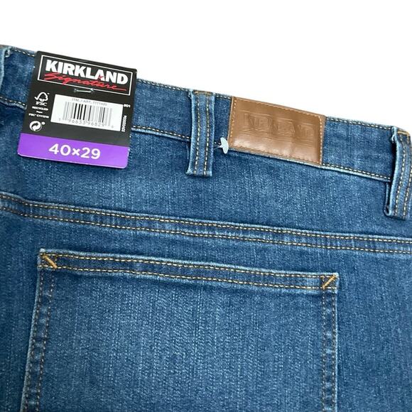Kirkland Signature Men's Relaxed Denim Jeans Size 40 X 29 NWT - Picture 7 of 11